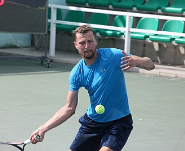 Лютаревич – полуфиналист турнира в Лионе